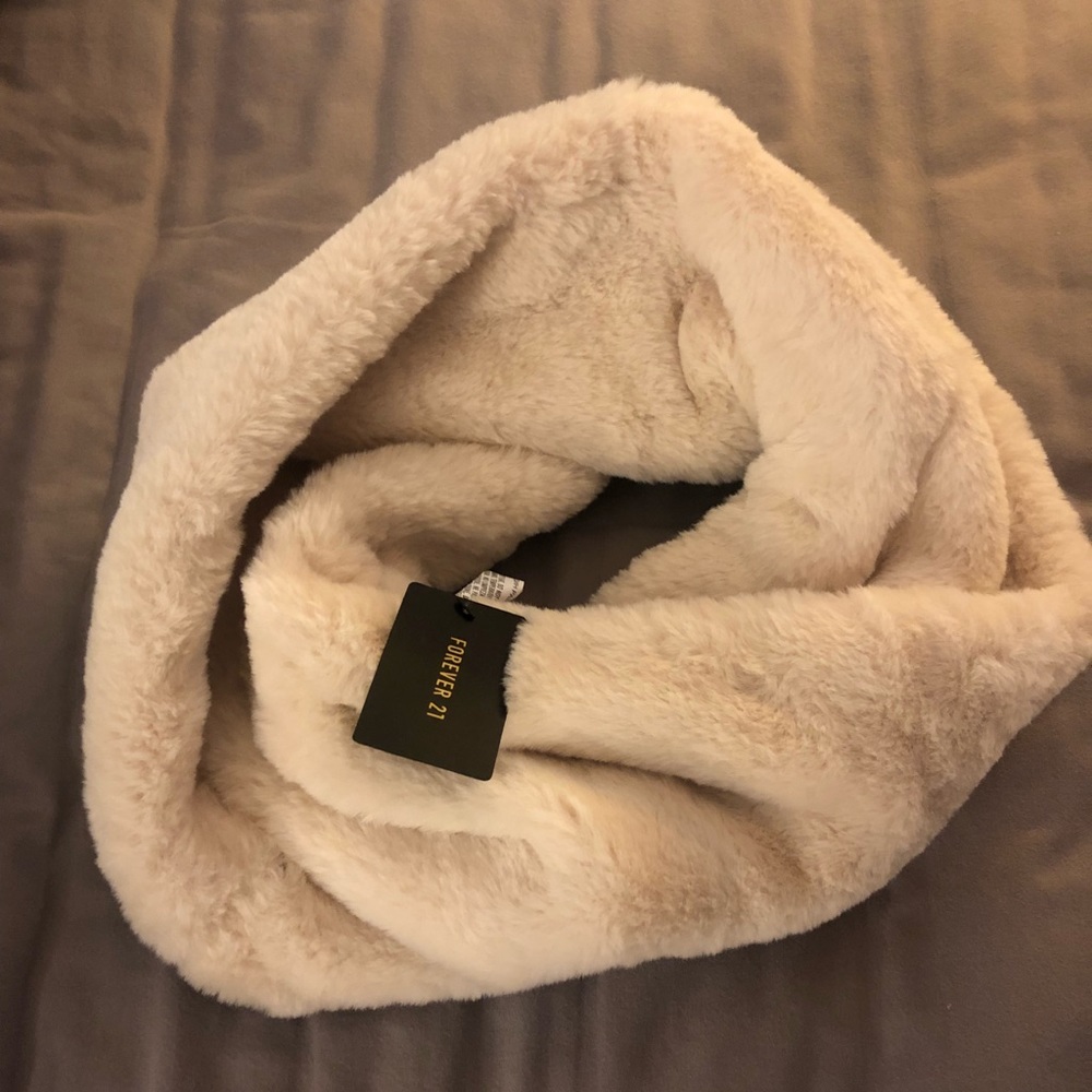 Forever 21 Scarf